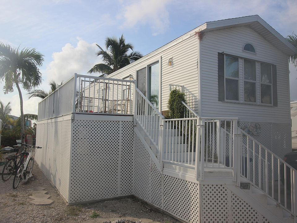 1st image of 701 Spanish Main Dr #207