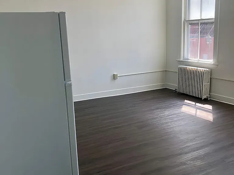14 Clarke St #3 — Photo 13