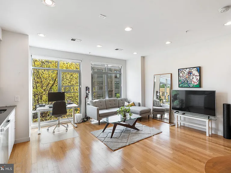 435 R St NW #205 — Photo 5