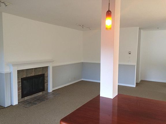 3rd image of 89 Eucalyptus Knoll St #89