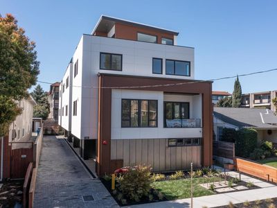 782 Elm St #A, Sancarlos, CA, 94070