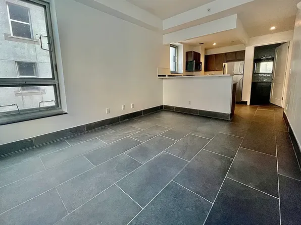 164 Attorney Street 304 image 2 of 6