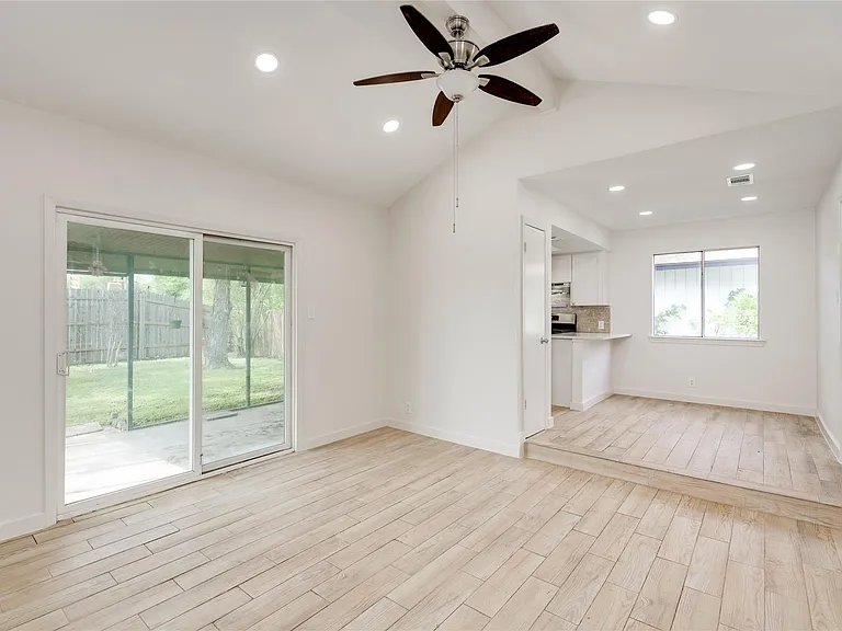 4811 Brushy Ridge Dr — Photo 16