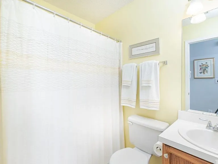 4 Marsh Landing Ct — Photo 2