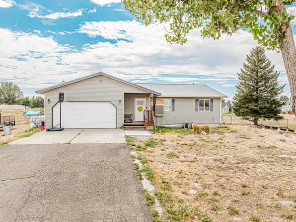 389 Lakeport Dr, Spring Creek, NV 89815