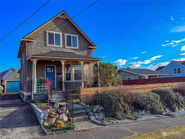 1218 10th Street, Bremerton, WA 98337