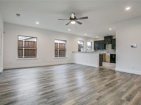5th image of 4822 Pebbleridge Dr