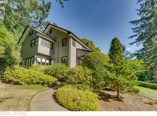 3900 SW Dosch Rd, Portland, OR 97239