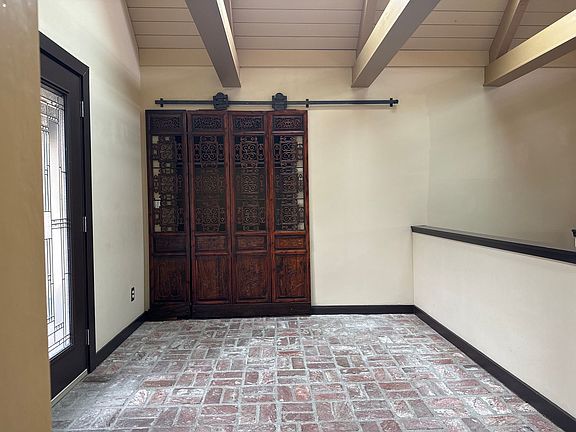 5th image of 5803 111th Ave SE