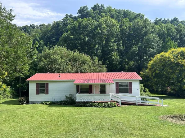 763 State Route 825, Hagerhill, KY 41222