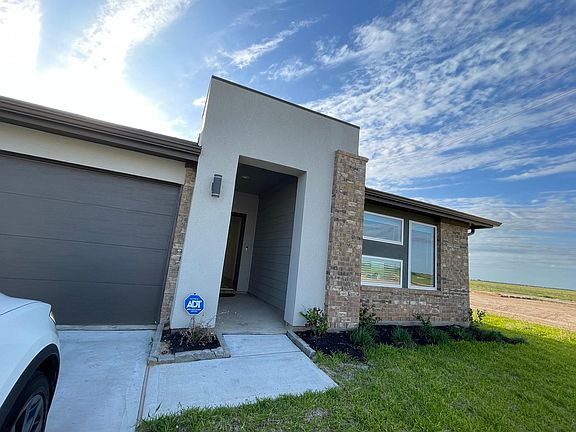 2nd image of 3902 Itzle Island Ct