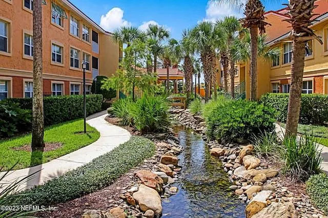 104 Laguna Villas Blvd #F12 — Photo 23