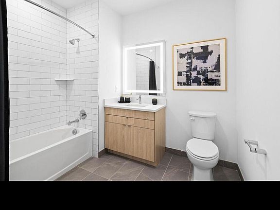 4th image of 85 E Salem St #1330
