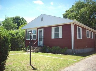 275 Chestnut St, Warwick, RI 02888