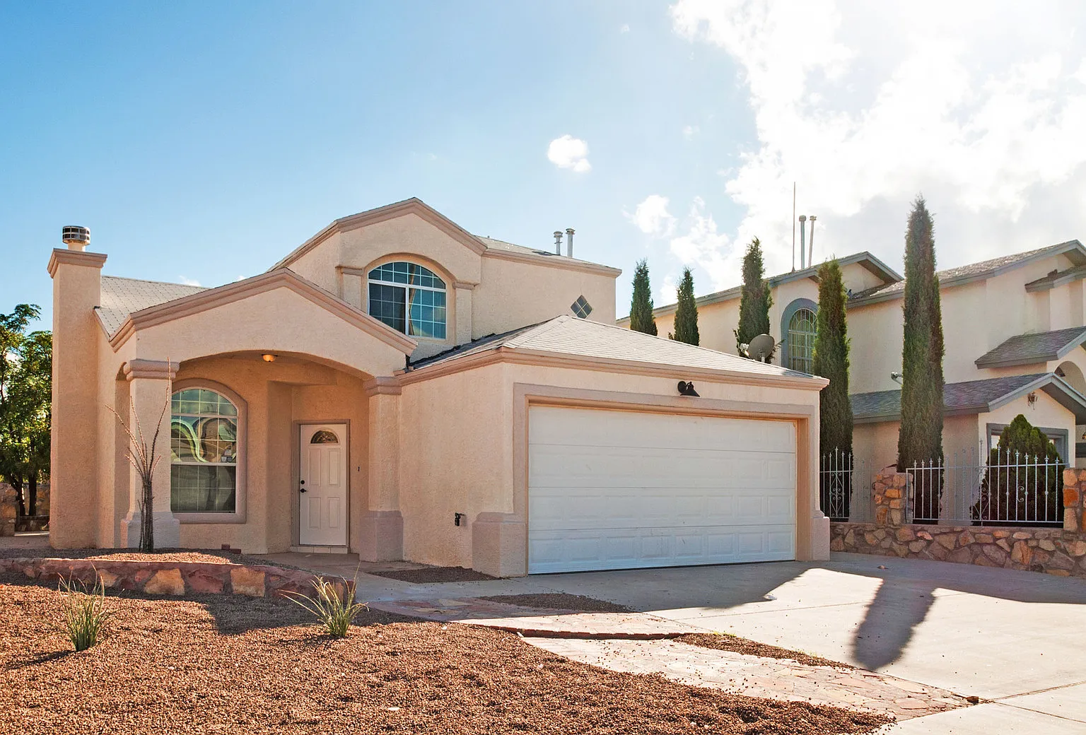 2-Story Eastside Home w/ Refrigerated Air! — Photo 3