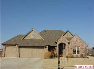 9503 N 96th Ave E, Owasso, OK 74055