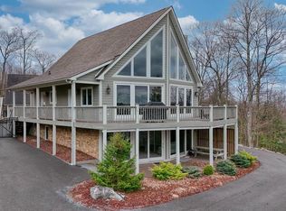 1295 Mountainview Dr, Oakland, MD 21550