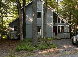 111 Mohican Trl, Pocono Lake, PA
