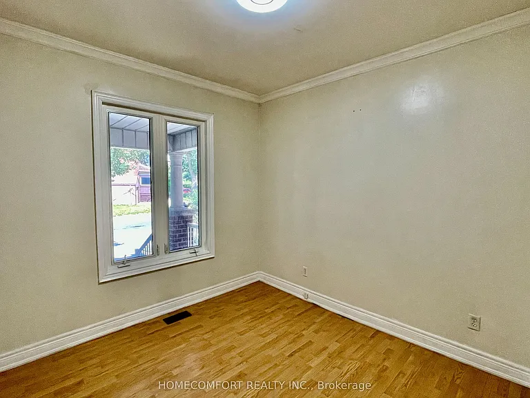 83 Hounslow Heath Rd #MAIN — Photo 12