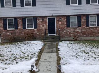 12 Lower Blvd #2, New London, CT 06320