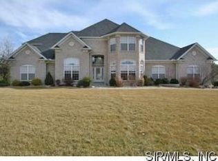 2 Sugar Creek Ln, Edwardsville, IL 62025