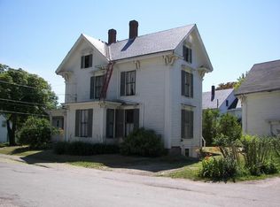 34 E Main St, Vinalhaven, ME 04863