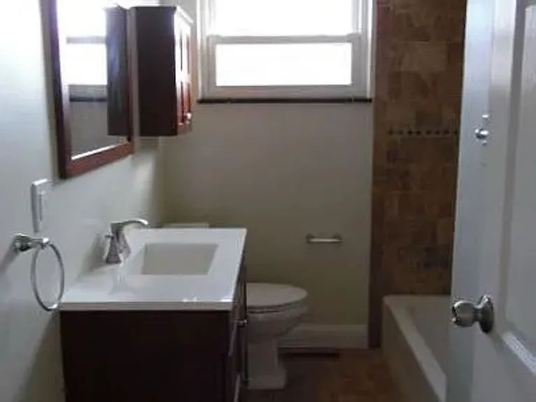 3473 Astor Ave — Photo 2