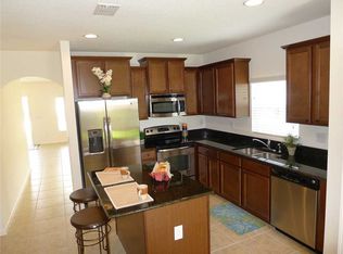 117 Briarcliff Cir, Sebastian, FL 32958