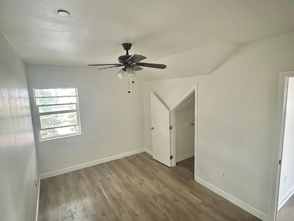 4th image of 508 W 104th St #3