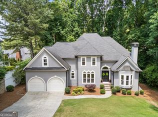 3851 Glenhurst Dr SE, Smyrna, GA 30080