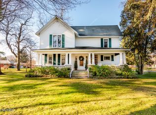 2808 Lincoln Ave, Saint Joseph, MI 49085