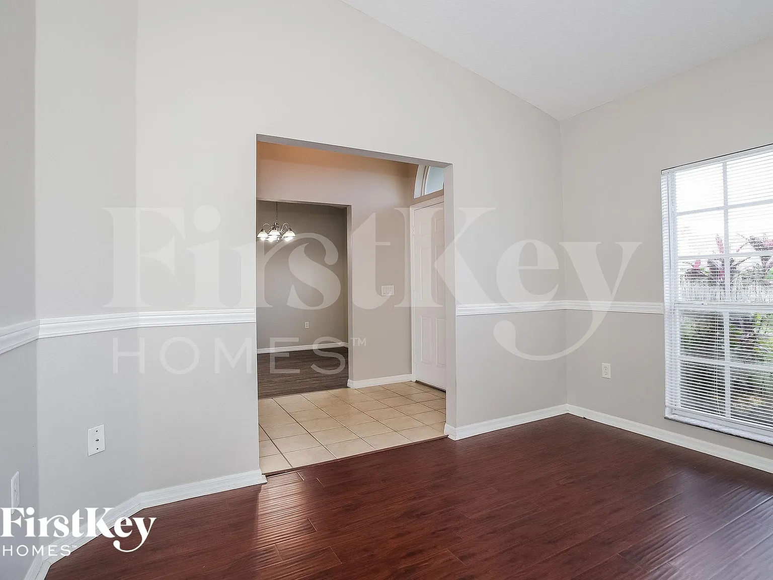 3 bed, 2.0 bath, 1794 sqft, $2,210 — Photo 4