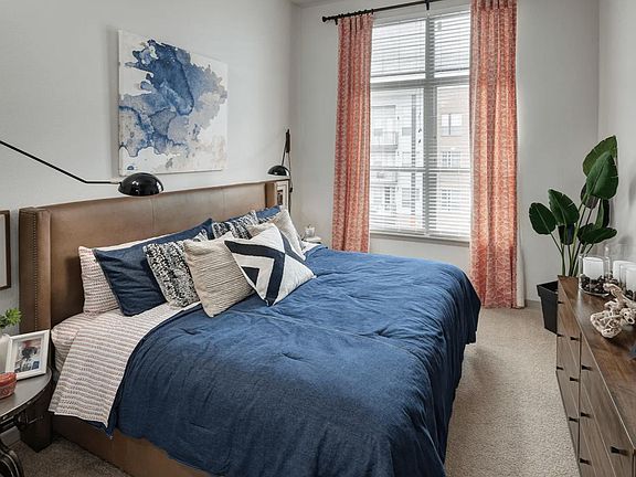 3rd image of 1596 N Stuart St #1