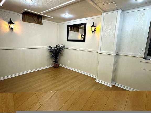 3rd image of 50 Denlow Dr