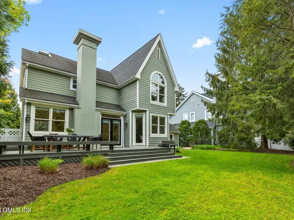 38 Forest Ave, Old Greenwich, CT 06870