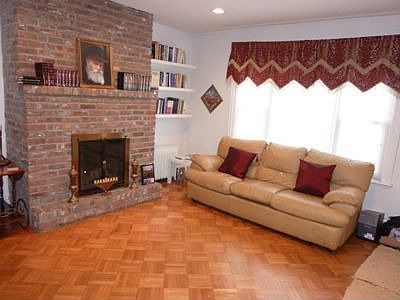 2nd image of 1668 E 34th St
