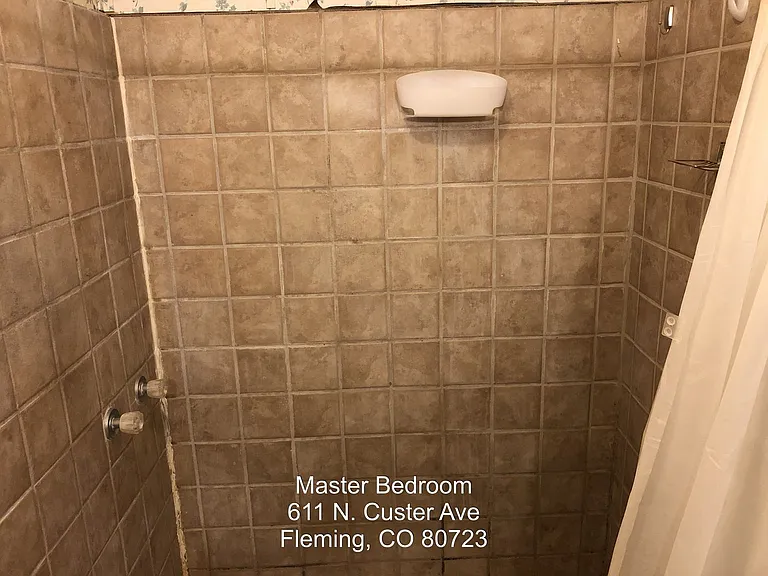 611 N Custer Ave #611 — Photo 3