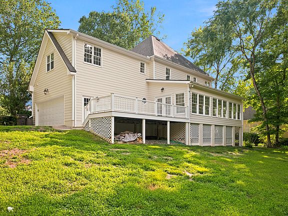 5th image of 2405 Welsh Tavern Way