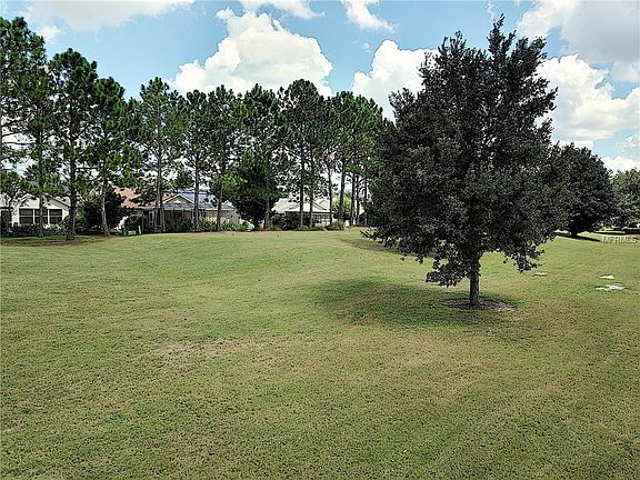 3rd image of 493 Thistledown Way