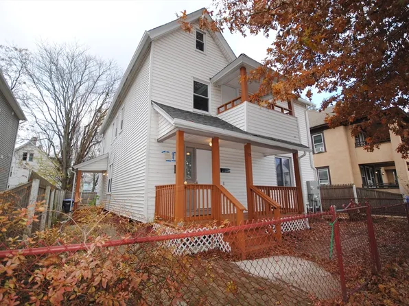 72 Hall St, Springfield, MA 01108