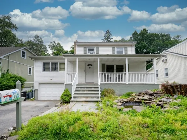 12 River Rd, Oakland Boro, NJ 07436