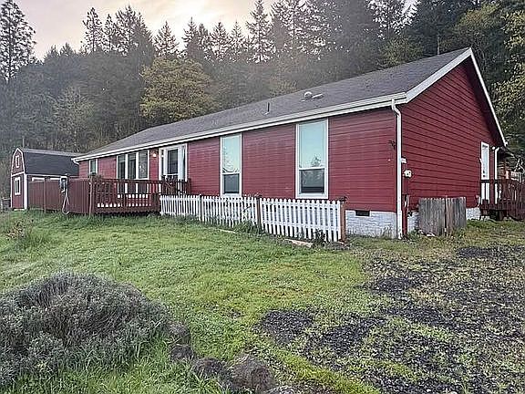 3rd image of 30767 Alder St