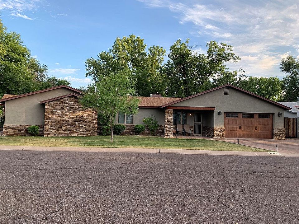 2nd image of 1205 W Palo Verde Dr