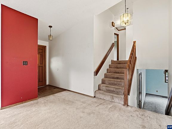 4th image of 3738 SW 16th Ct