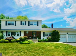 15 Arlington Rd, Bordentown, NJ 08505