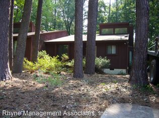 5912 Applewood Ln, Raleigh, NC 27609