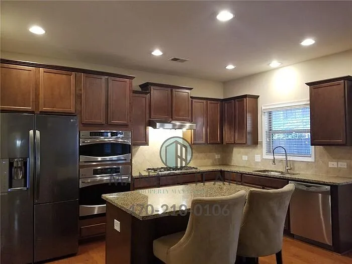 3673 Fallen Oak Dr — Photo 7
