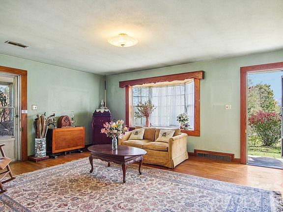 5th image of 400 Will Hyatt Rd