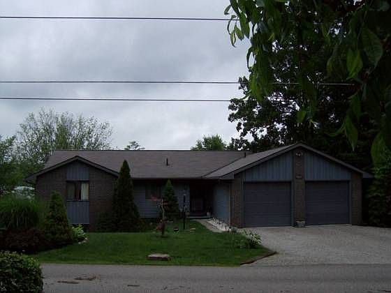 1st image of 9263 Beech Ln NE