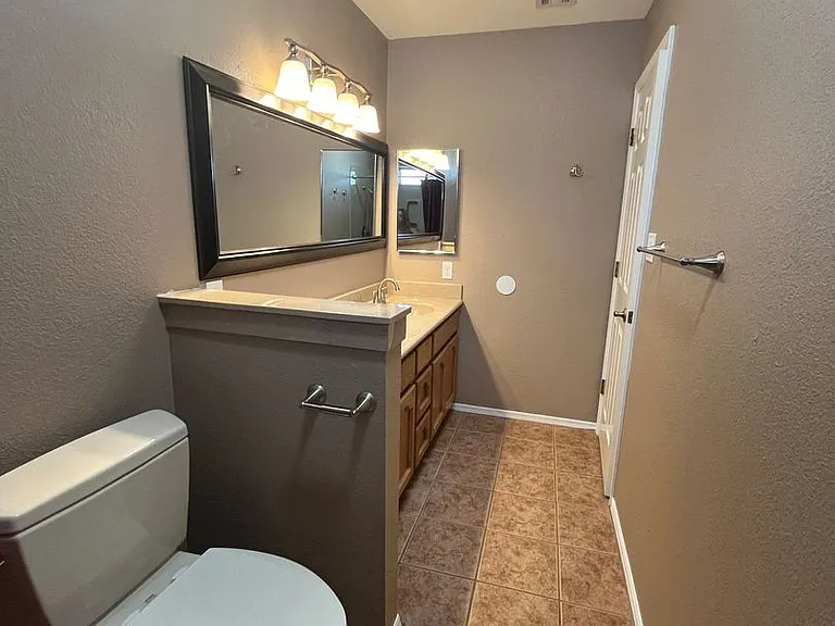 2872 Canyon View Dr — Photo 10